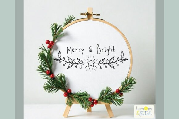Download Christmas: Merry &amp; Bright Wreath - Christmas Collection